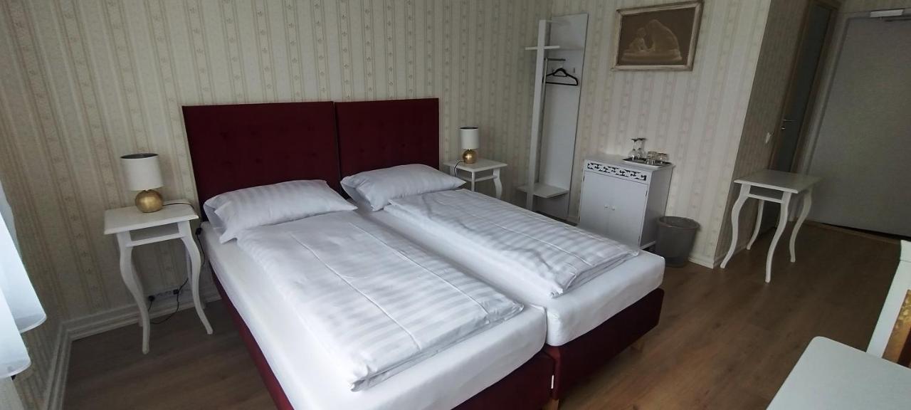Liahof Hotel อุลลาเรียด ภายนอก รูปภาพ
